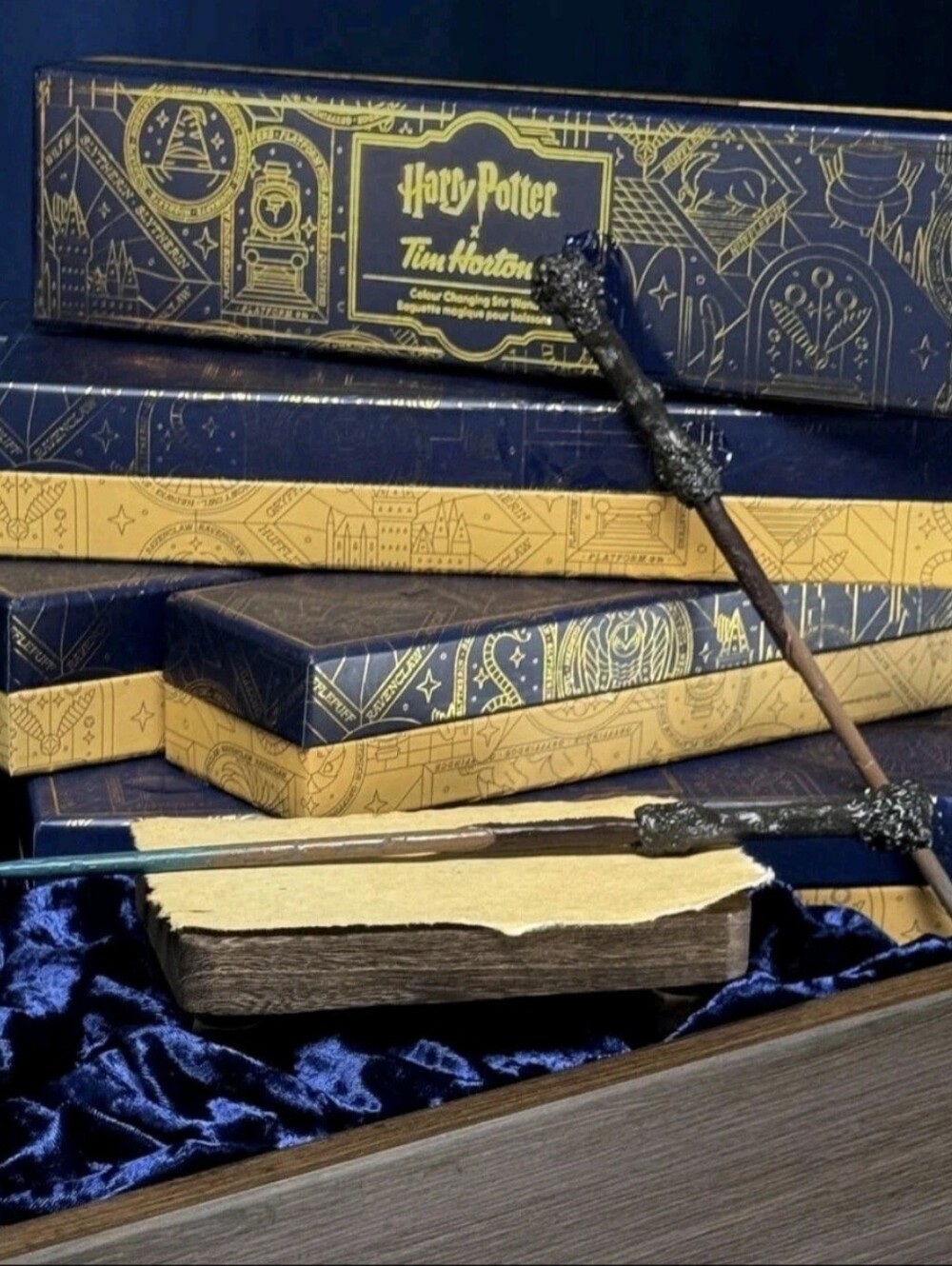 Tim Horton Harry Porter Colour Changeing Wand Limited Edition🪄✨️